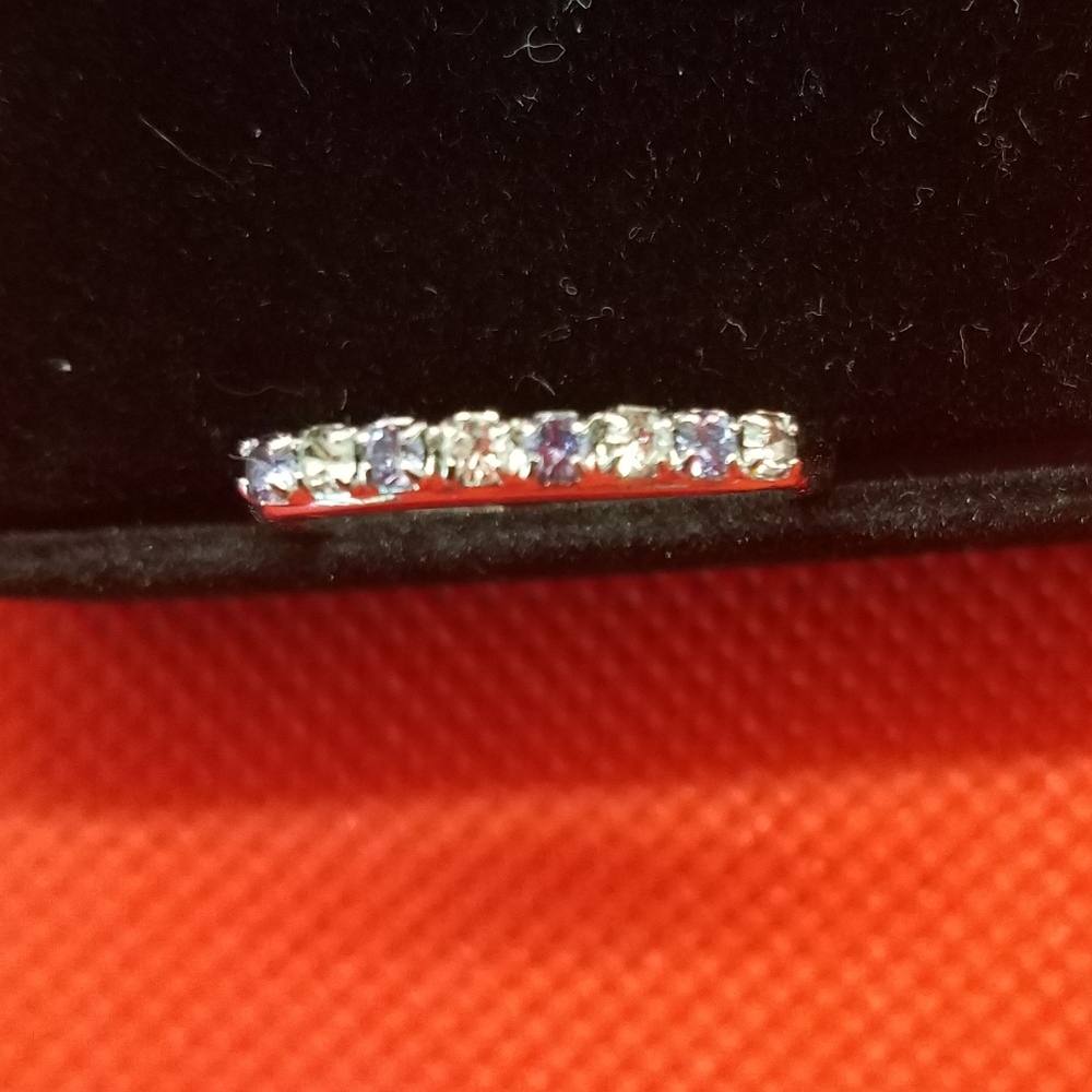 Silver toned  ring  size 6